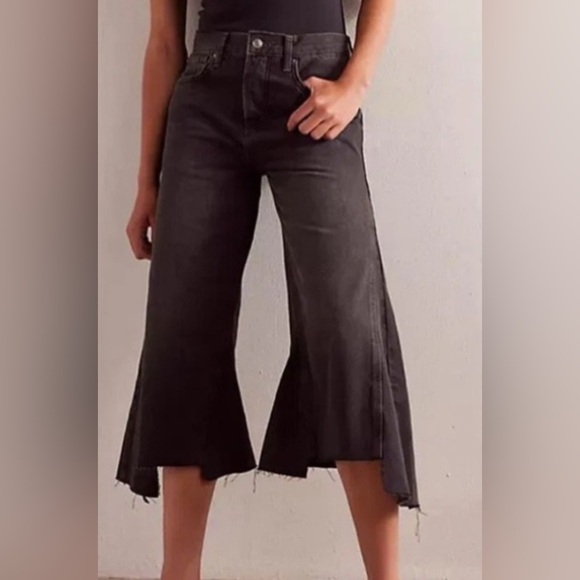 Free People Denim - Free People We The Free Ripple Wide Leg Cropped Distressed Jeans